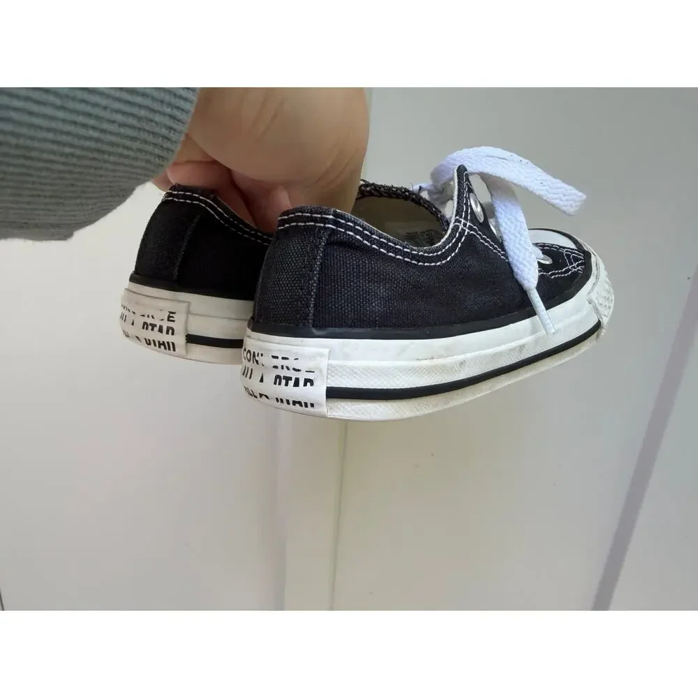 Converse Chuck Taylor All Star Low-Top Sneakers Little Kids Size 11 - Picture 3 of 10